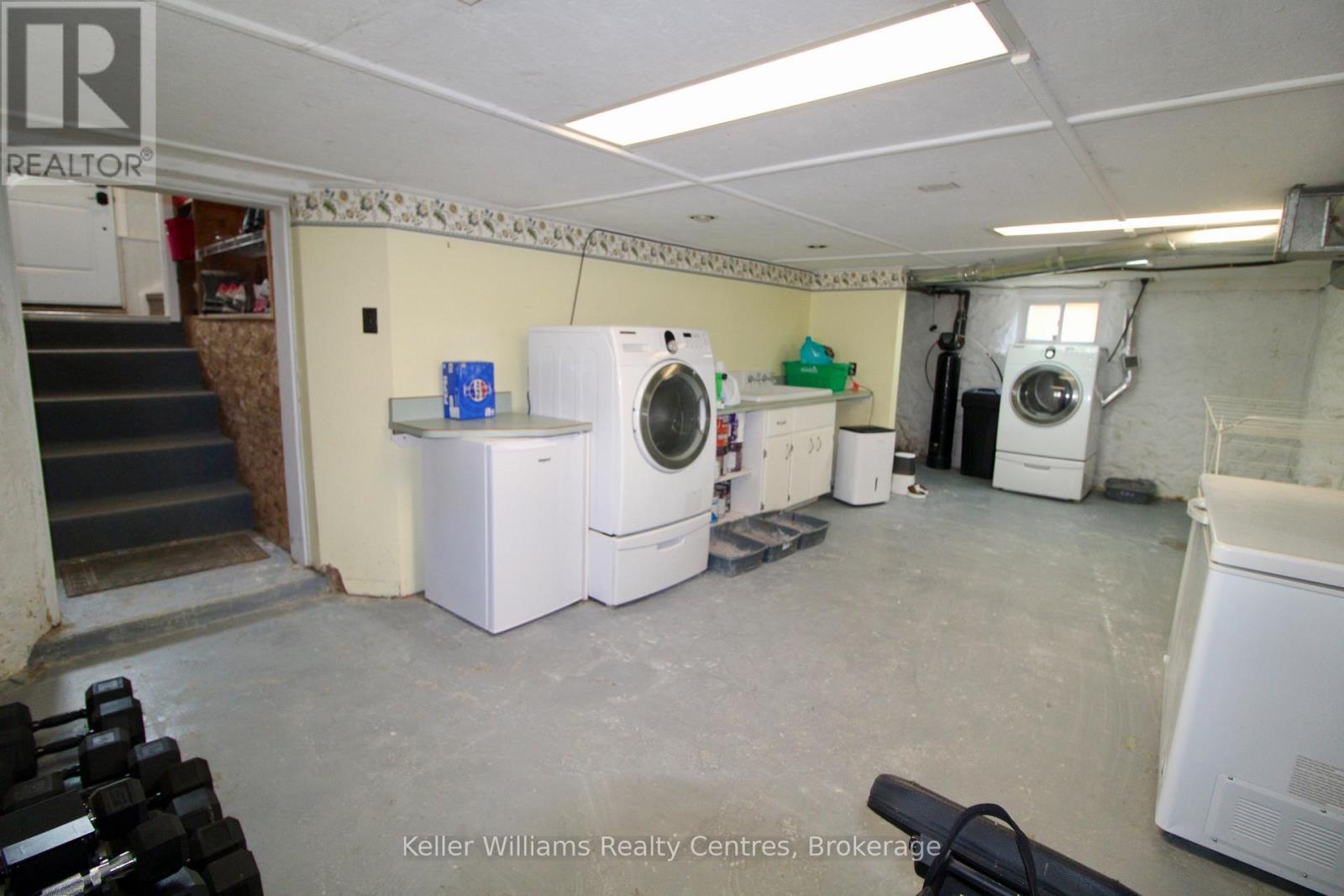 589 8th Avenue, Hanover, Ontario  N4N 2L4 - Photo 33 - X13662208