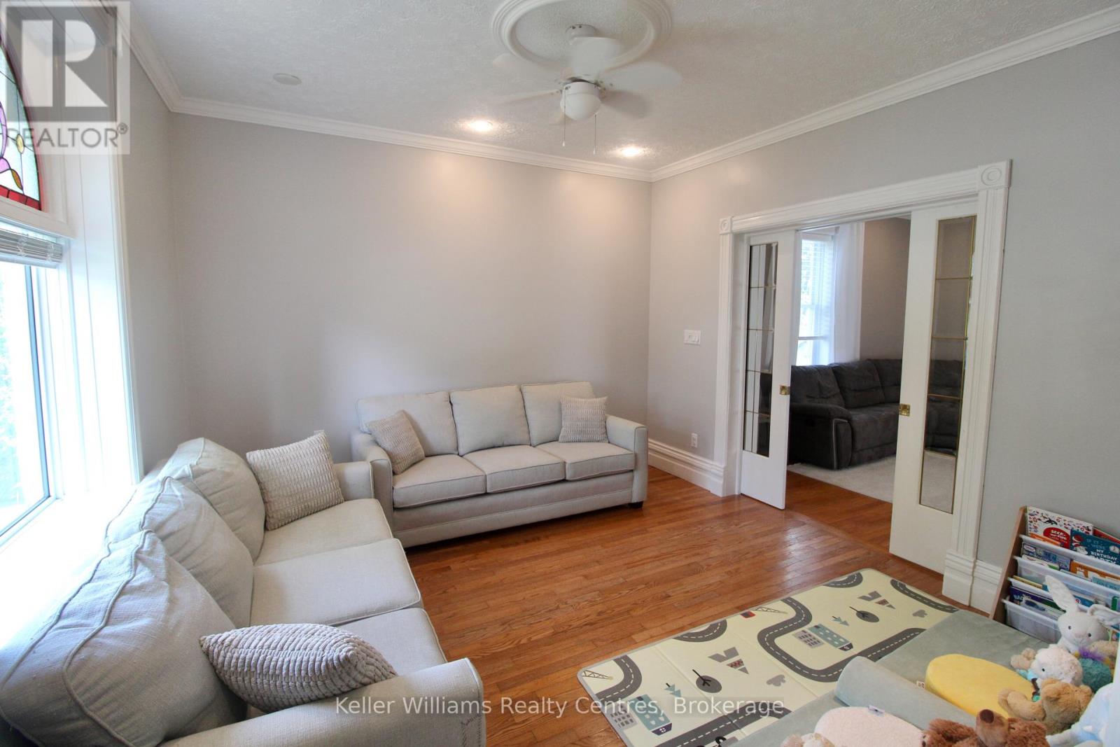 589 8th Avenue, Hanover, Ontario  N4N 2L4 - Photo 5 - X13662208