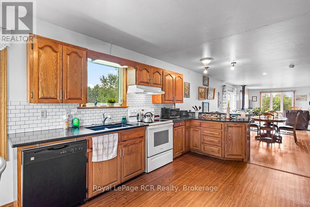 135347 8 Concession, Chatsworth, Ontario  N0H 1K0 - Photo 12 - X13662320