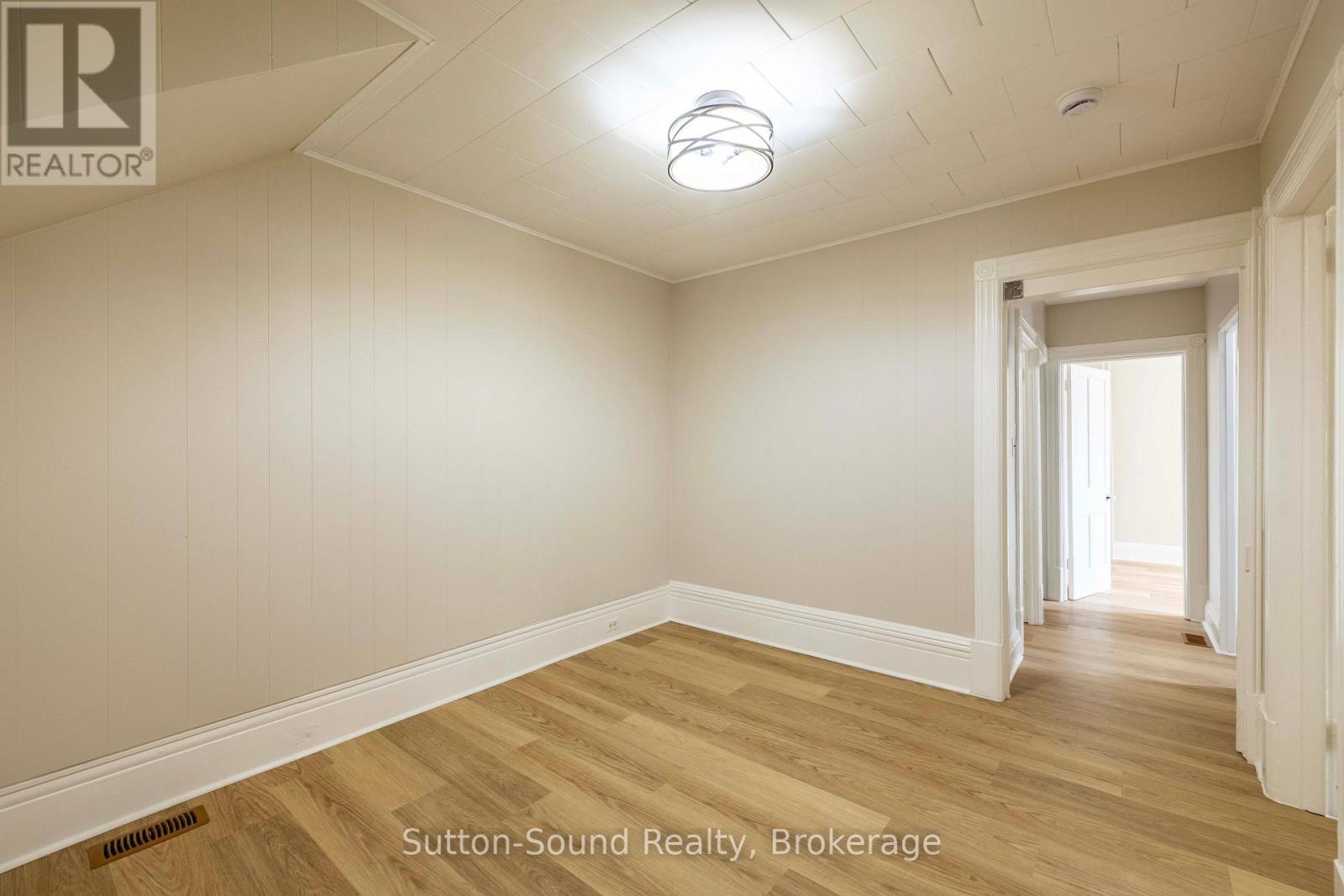 1100 4th Avenue E, Owen Sound, Ontario  N4K 2P2 - Photo 14 - X13662380