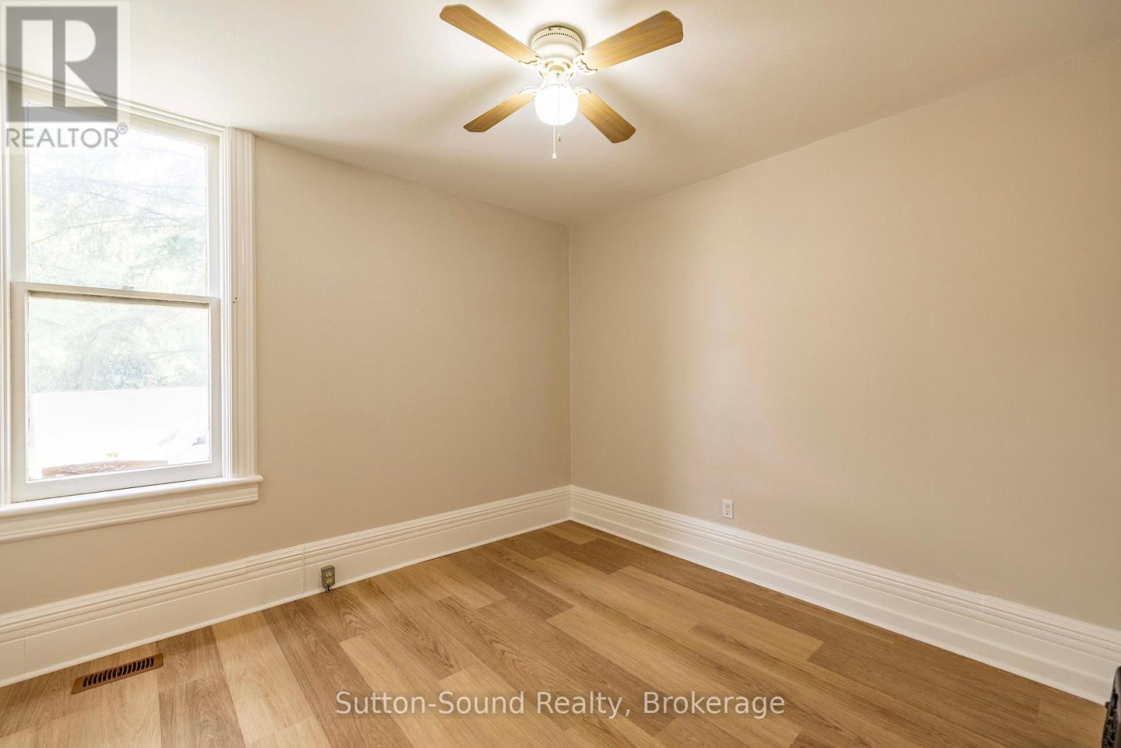 1100 4th Avenue E, Owen Sound, Ontario  N4K 2P2 - Photo 8 - X13662380