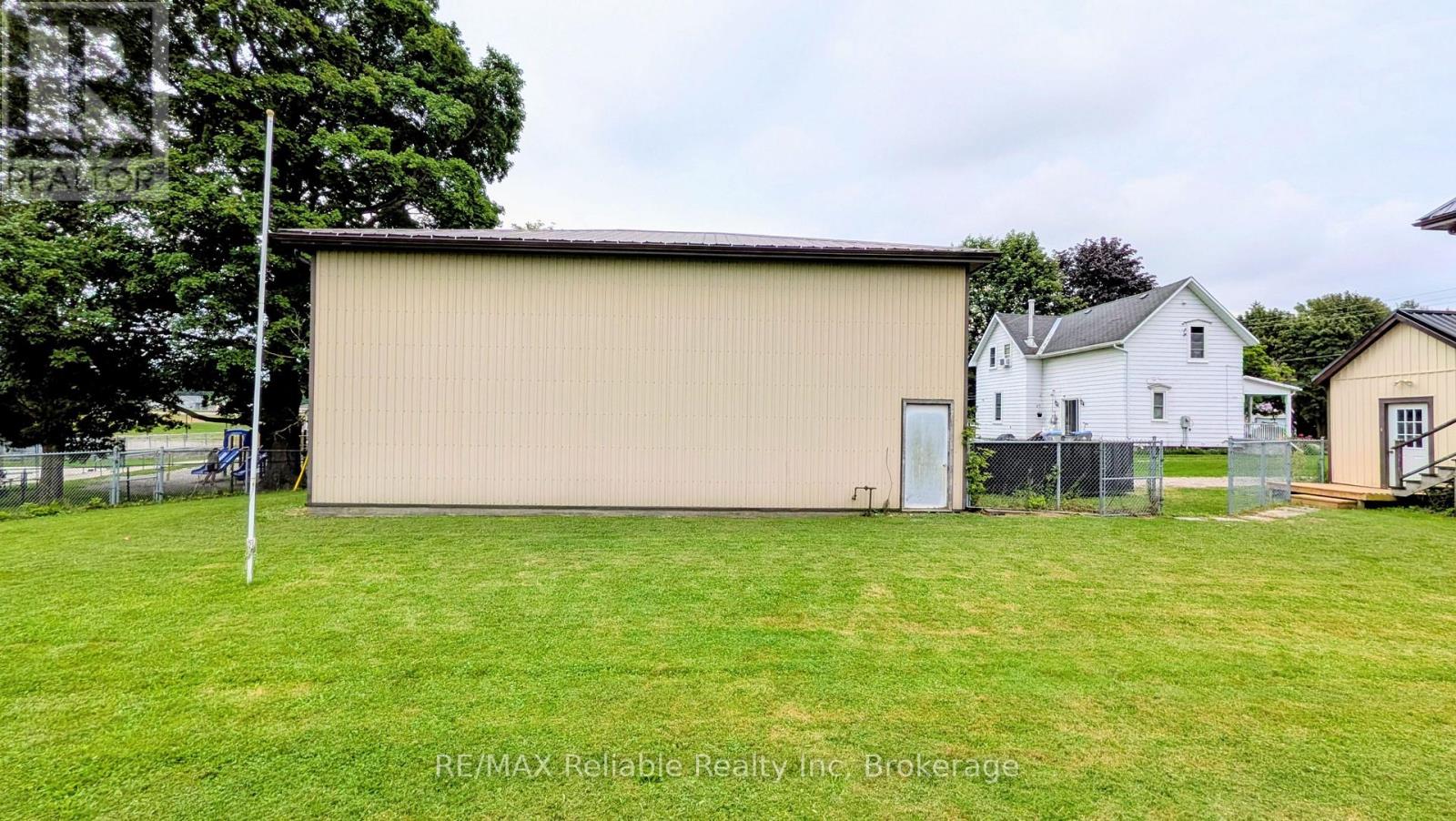 33 Princess Street E, Central Huron, Ontario  N0M 1L0 - Photo 32 - X13662408