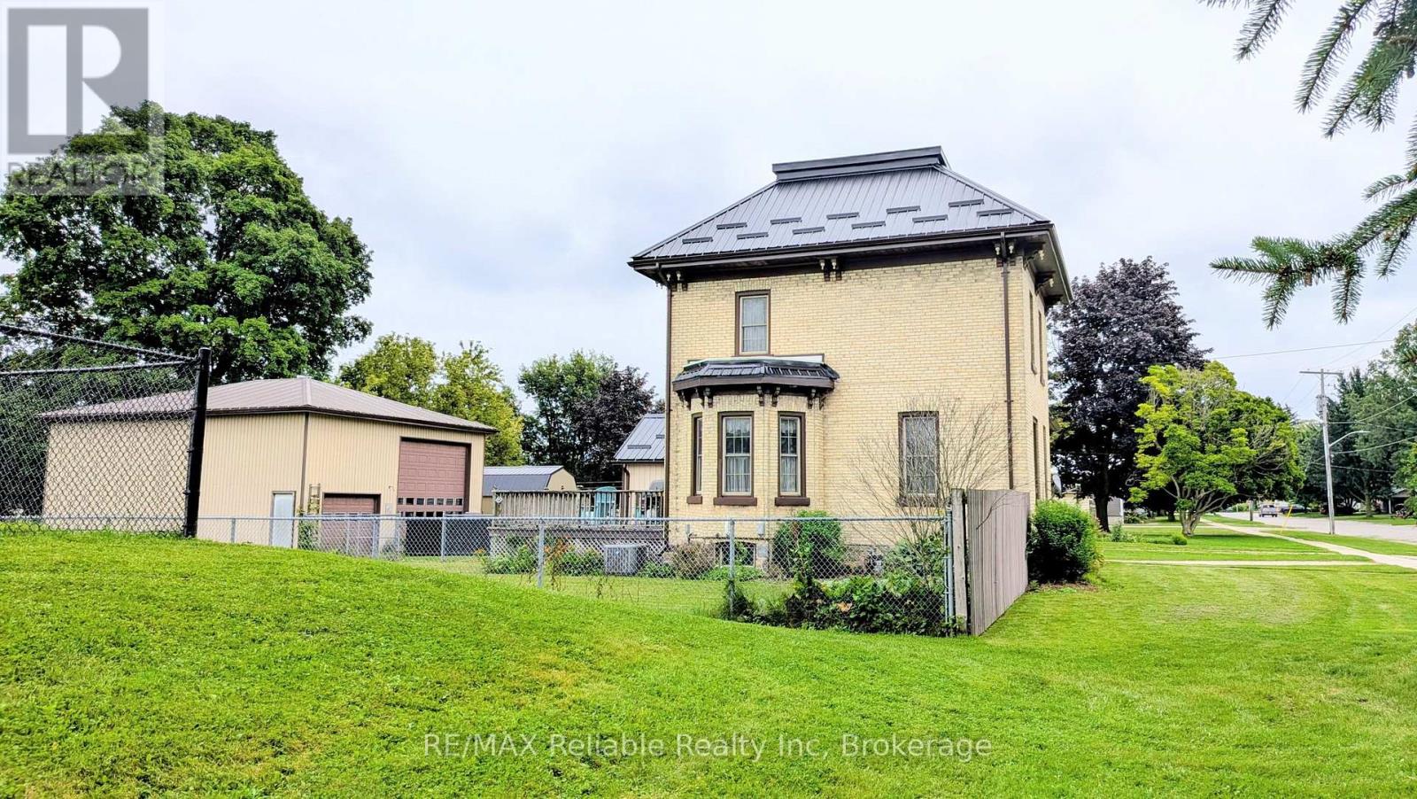 33 Princess Street E, Central Huron, Ontario  N0M 1L0 - Photo 41 - X13662408