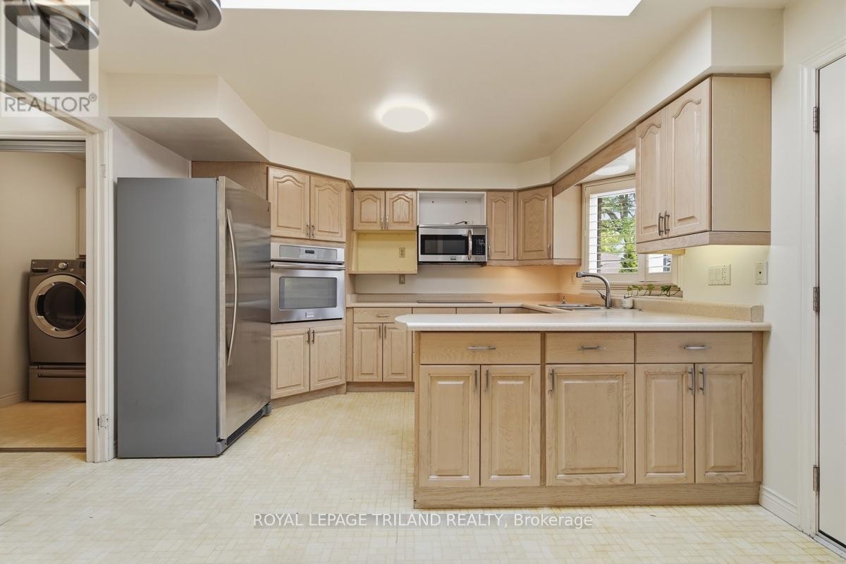 8 - 60 Rosecliffe Crescent, London South, Ontario  N6K 4E5 - Photo 10 - X13662306