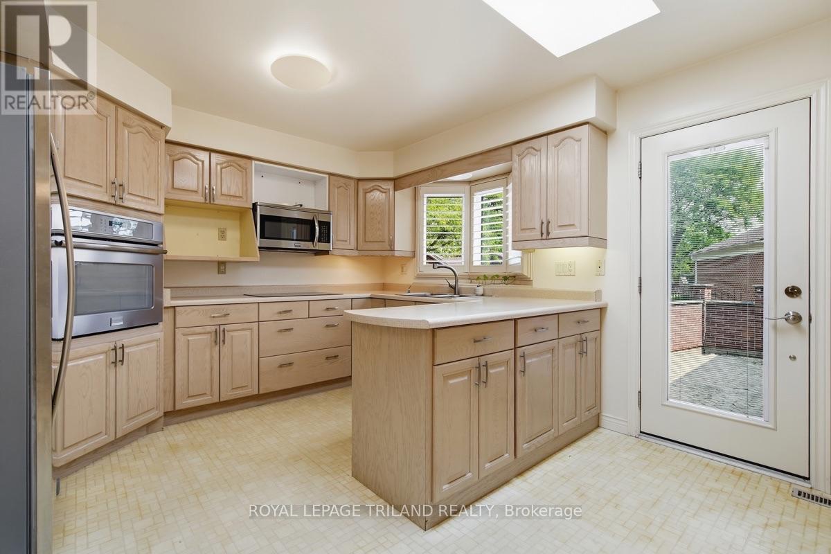 8 - 60 Rosecliffe Crescent, London South, Ontario  N6K 4E5 - Photo 11 - X13662306