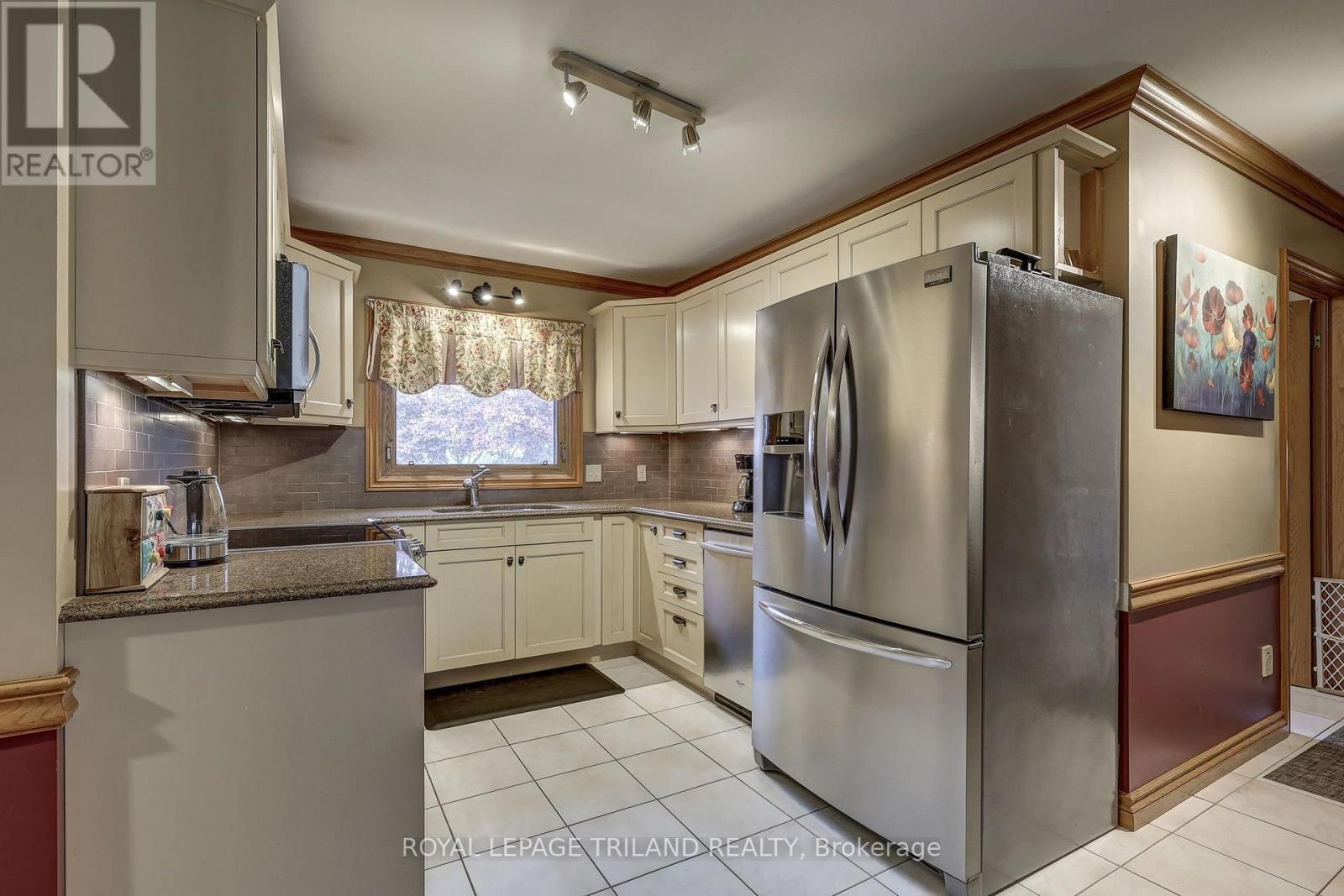 158 Centennial Avenue, Central Elgin, Ontario  N5R 5B2 - Photo 23 - X13662360