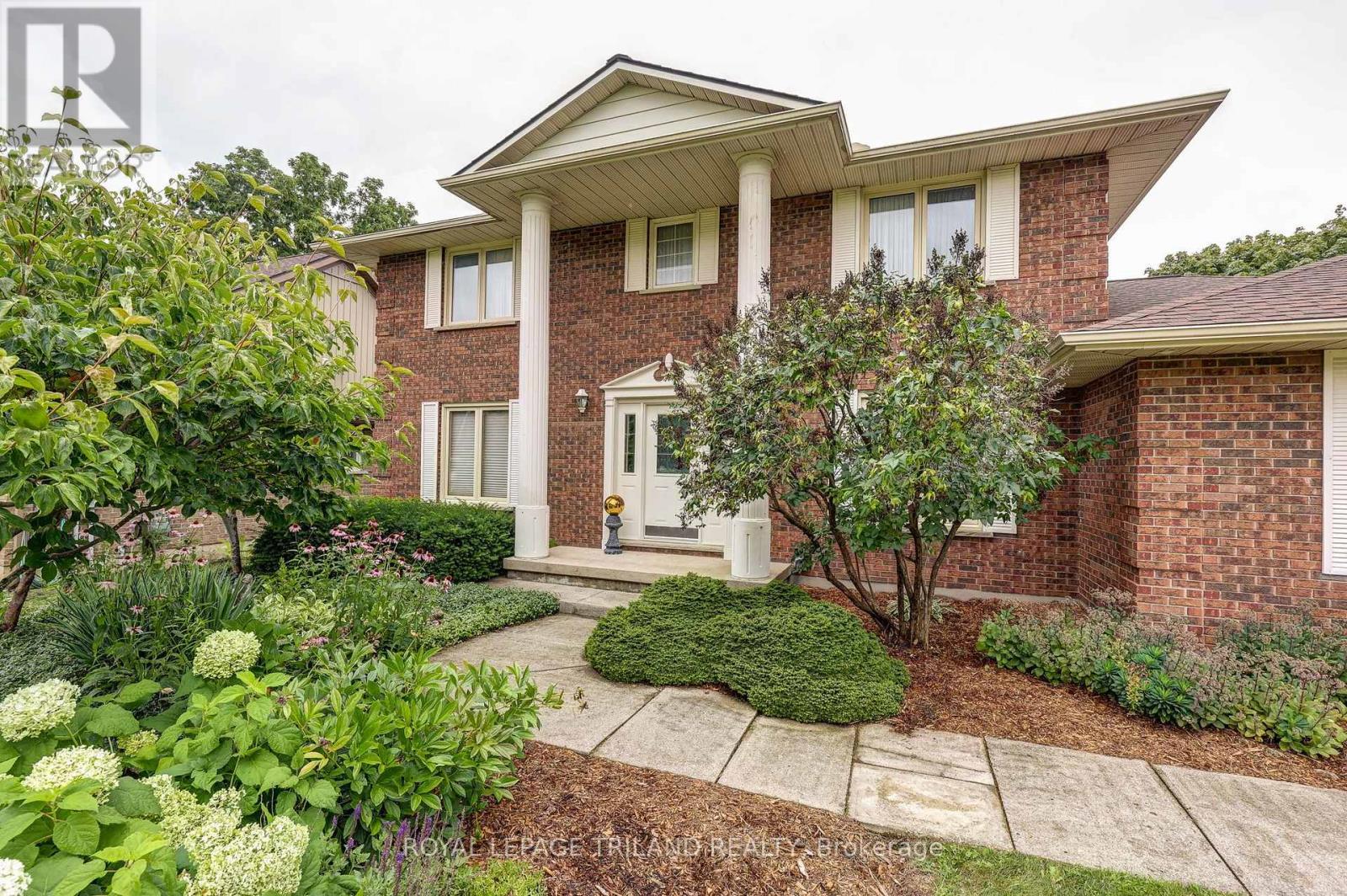 158 Centennial Avenue, Central Elgin, Ontario  N5R 5B2 - Photo 6 - X13662360