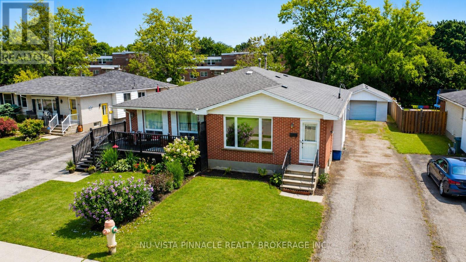 15 Gregory Place, St. Thomas, Ontario  N5R 4S4 - Photo 1 - X13662448