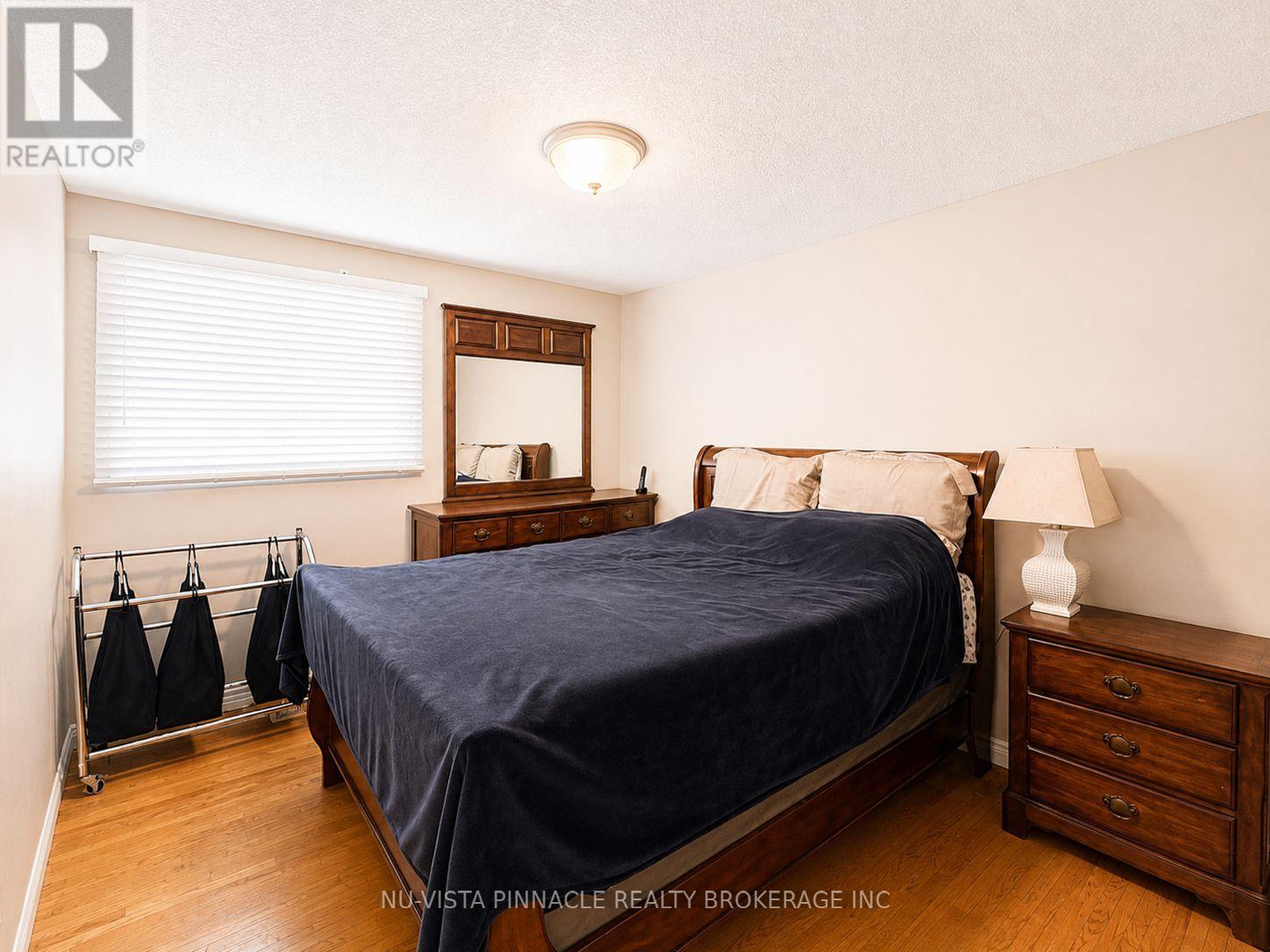 15 Gregory Place, St. Thomas, Ontario  N5R 4S4 - Photo 13 - X13662448