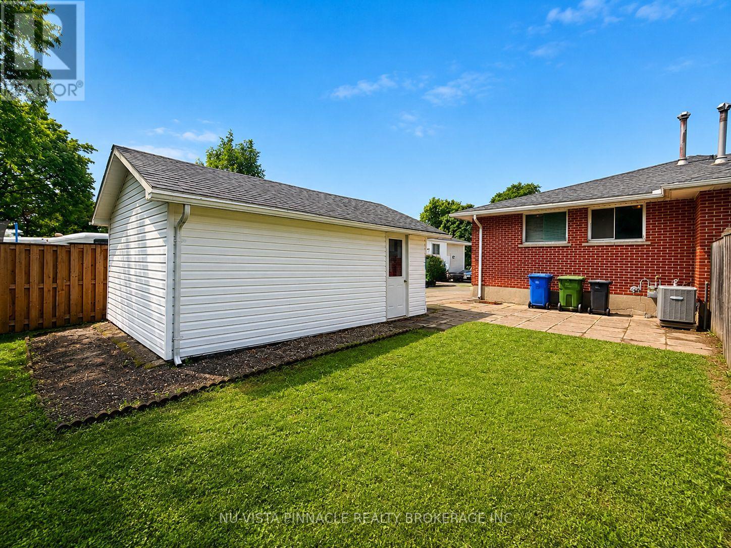 15 Gregory Place, St. Thomas, Ontario  N5R 4S4 - Photo 32 - X13662448