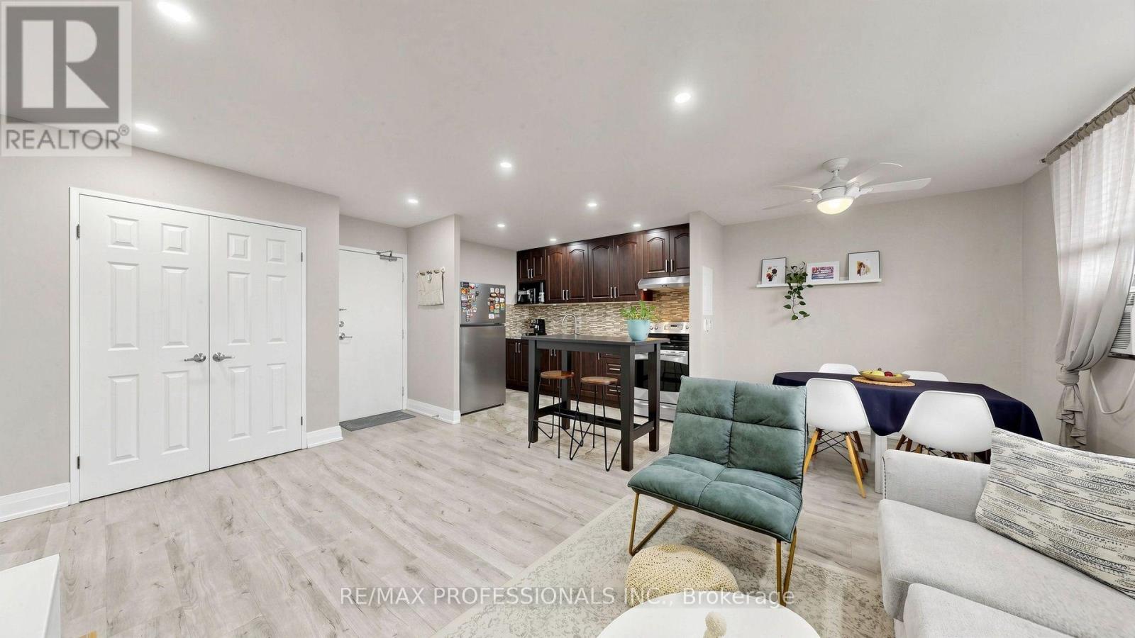 809 - 100 Dundalk Drive, Toronto, Ontario  M1P 4V2 - Photo 9 - E13662362