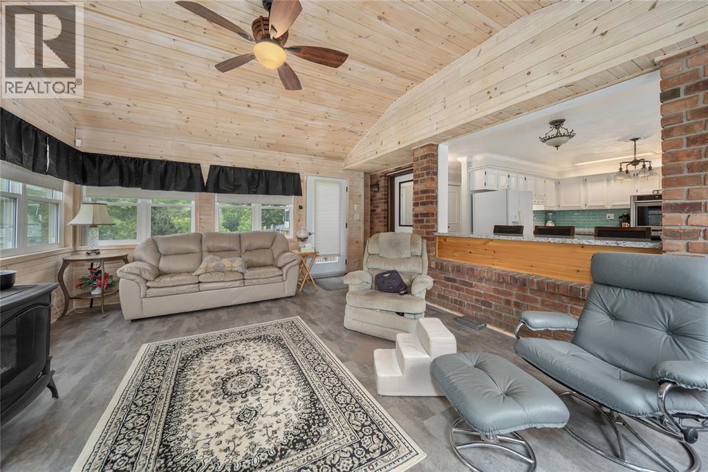 30622 Hungry Hollow Road, Lambton Shores, Ontario  N0M 1B0 - Photo 25 - 25023428