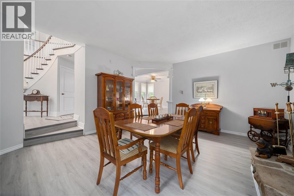 30622 Hungry Hollow Road, Lambton Shores, Ontario  N0M 1B0 - Photo 19 - 25023428