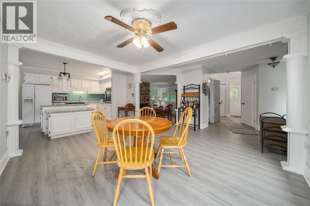 30622 Hungry Hollow Road, Lambton Shores, Ontario  N0M 1B0 - Photo 13 - 25023428