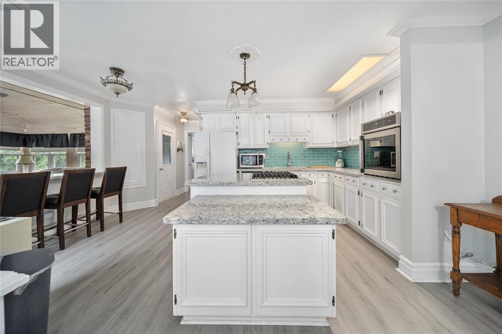 30622 Hungry Hollow Road, Lambton Shores, Ontario  N0M 1B0 - Photo 15 - 25023428