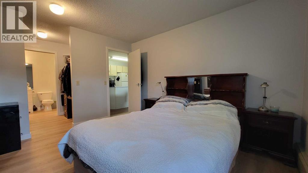 13, 2000 Edenwold Heights NW, Calgary, Alberta T3A 3Y2 - Photo 13 - A2331280