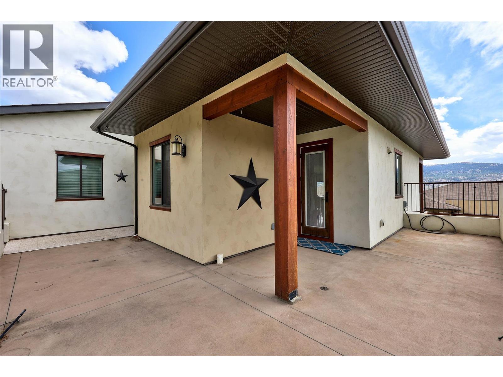 612 Belmonte Court, Kamloops, British Columbia  V2H 0C6 - Photo 5 - 10397311