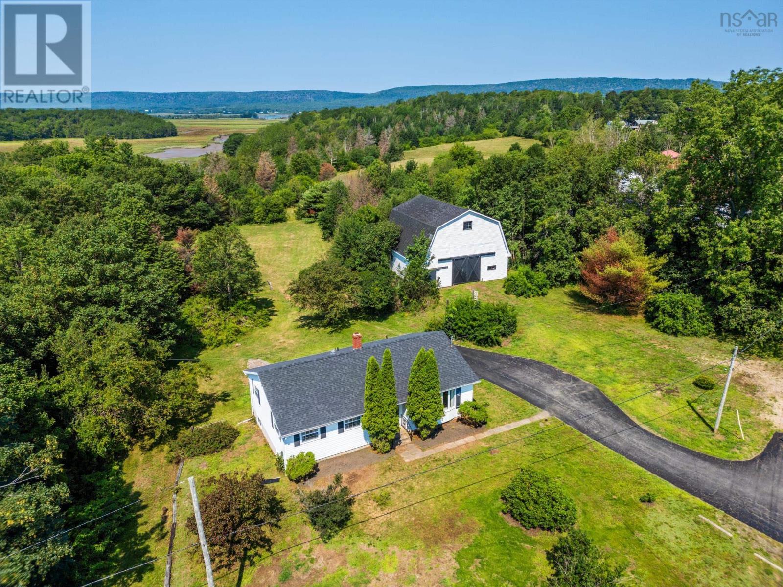 9515 Highway 8, lequille, Nova Scotia