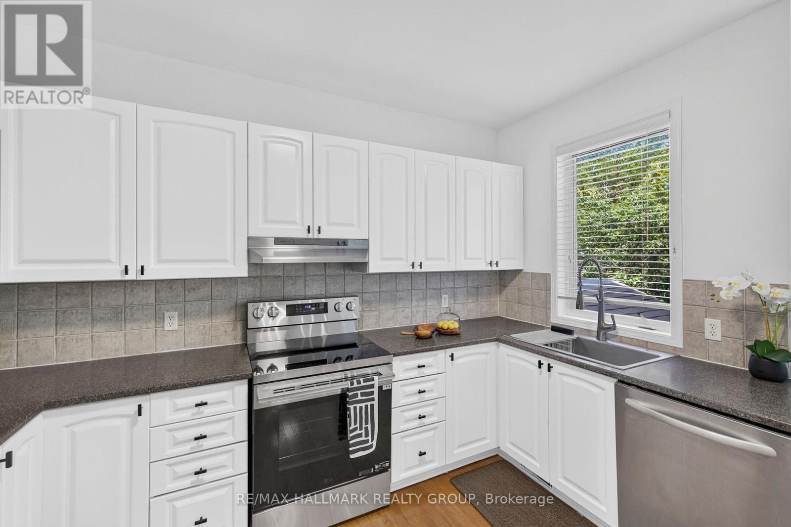 42 Glenrill Place S, Ottawa, Ontario  K2M 2T5 - Photo 12 - X13662232