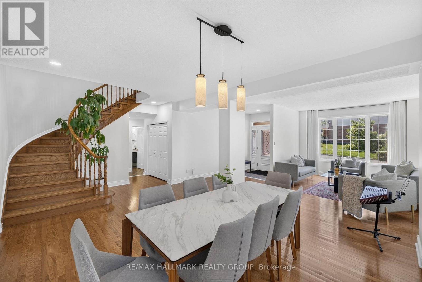42 Glenrill Place S, Ottawa, Ontario  K2M 2T5 - Photo 3 - X13662232