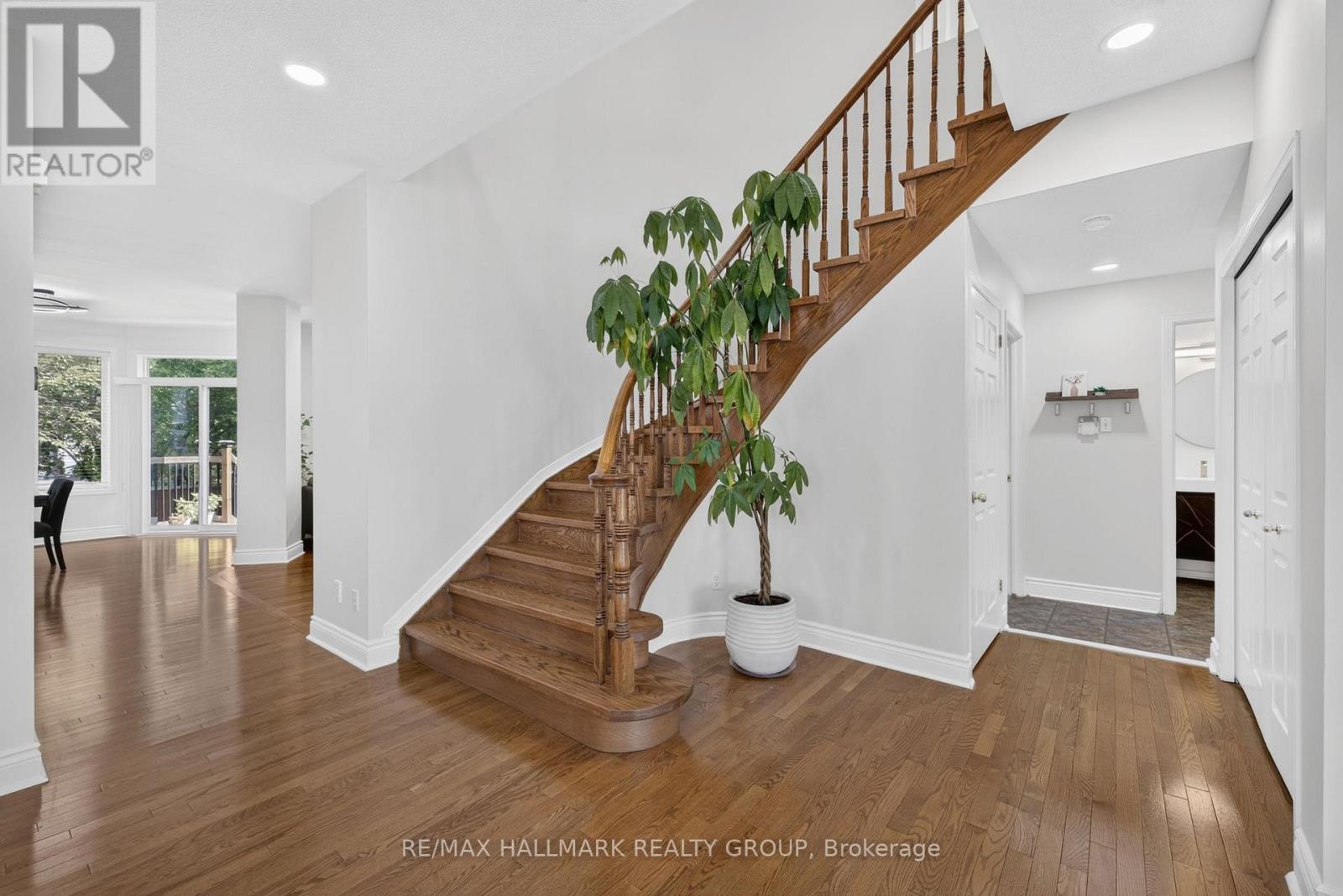 42 Glenrill Place S, Ottawa, Ontario  K2M 2T5 - Photo 8 - X13662232
