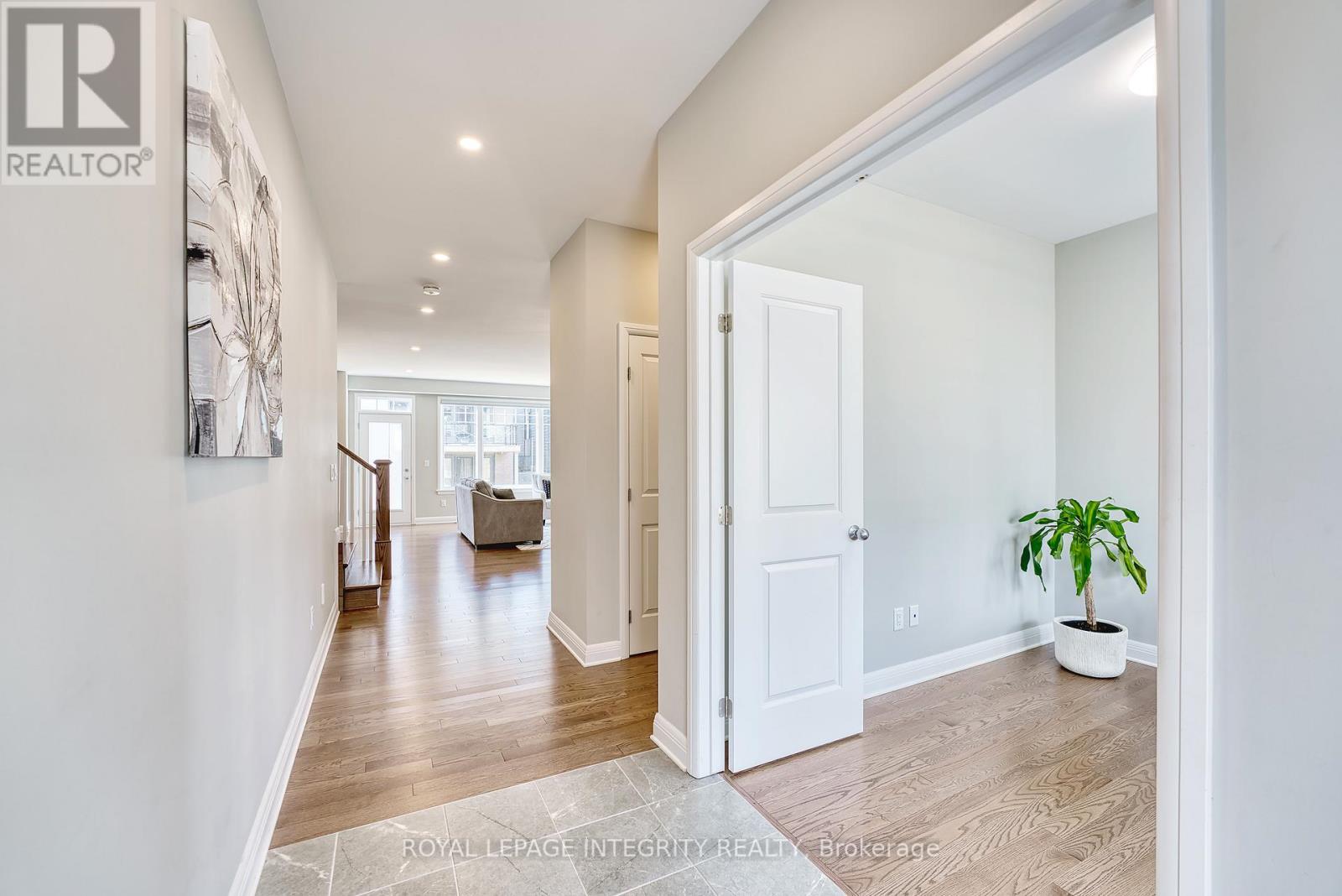 232 Ketchikan Crescent, Ottawa, Ontario  K2T 0S3 - Photo 2 - X13662400