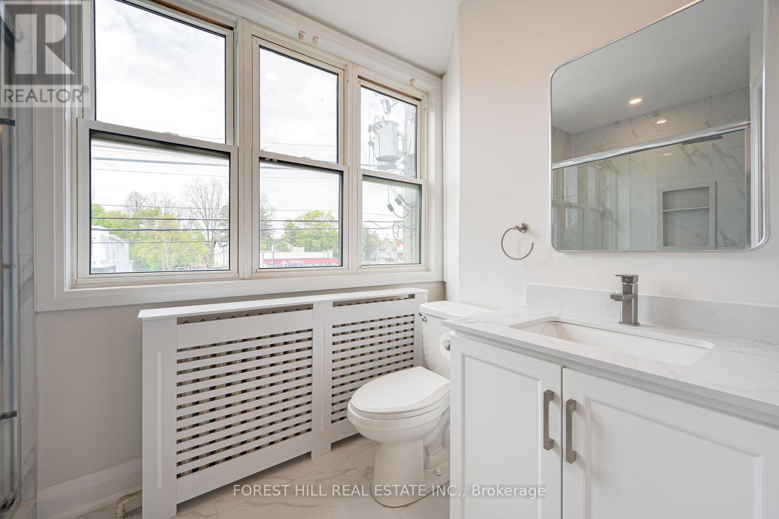 2 - 7725 Yonge Street, Markham, Ontario  L3T 2C4 - Photo 12 - N13662118