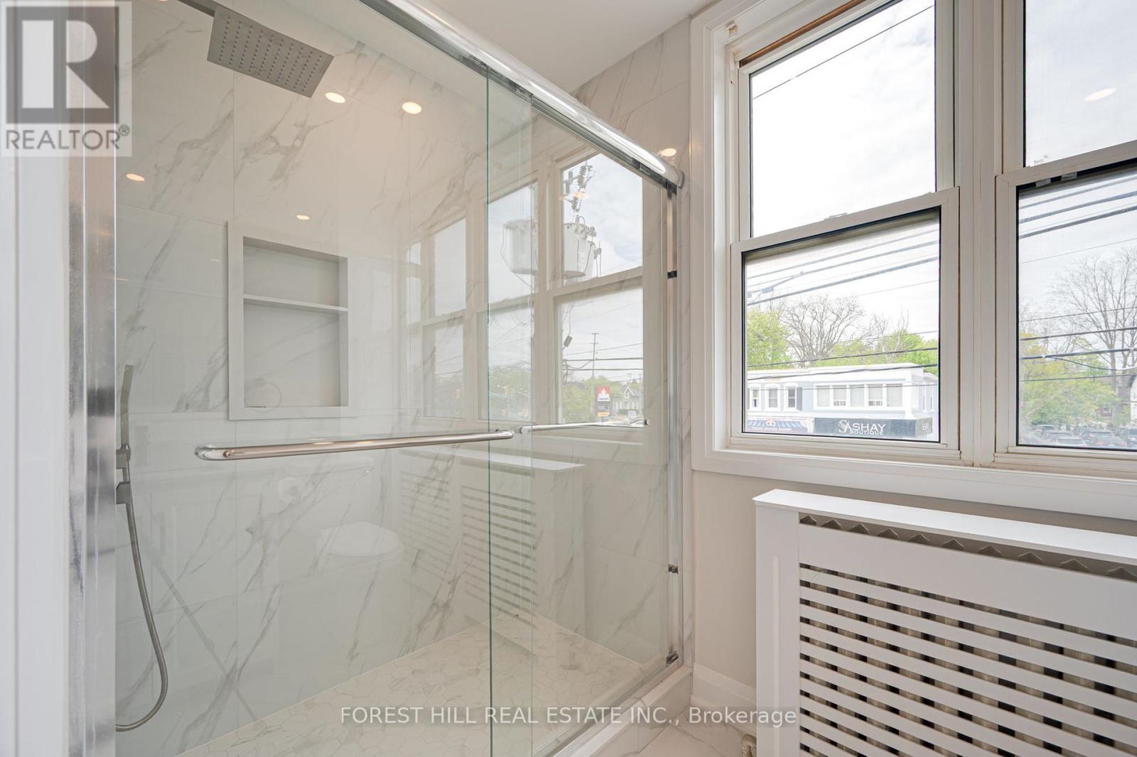 2 - 7725 Yonge Street, Markham, Ontario  L3T 2C4 - Photo 13 - N13662118