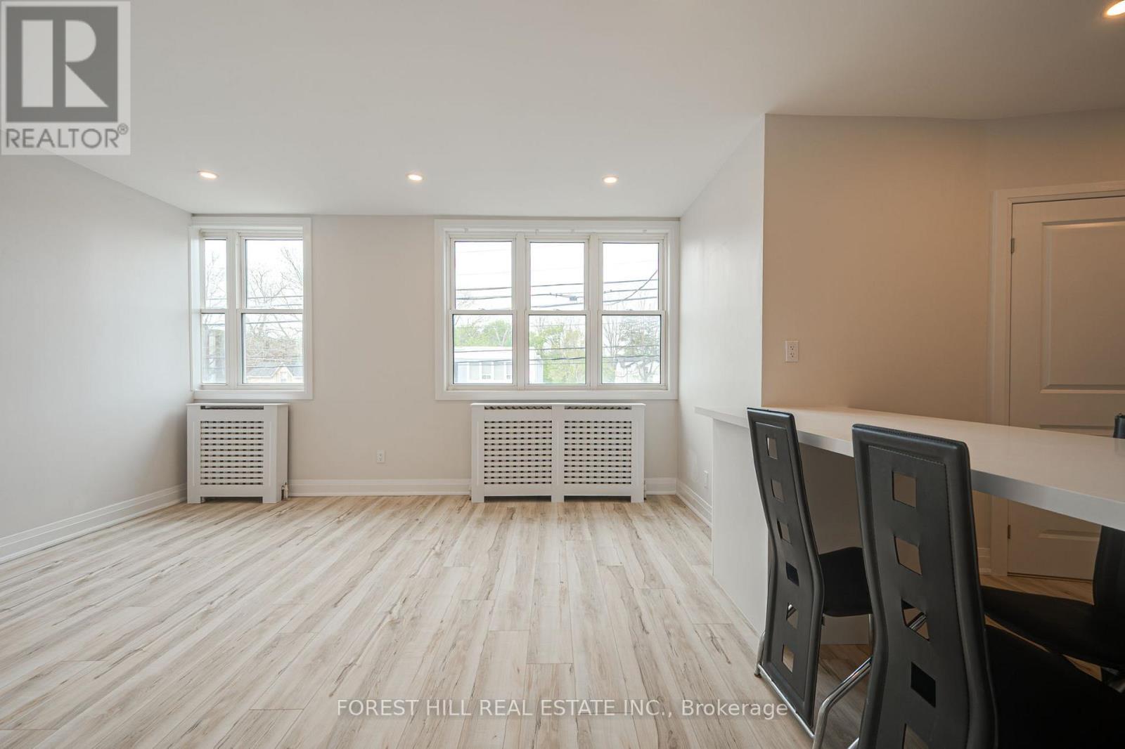 2 - 7725 Yonge Street, Markham, Ontario  L3T 2C4 - Photo 14 - N13662118