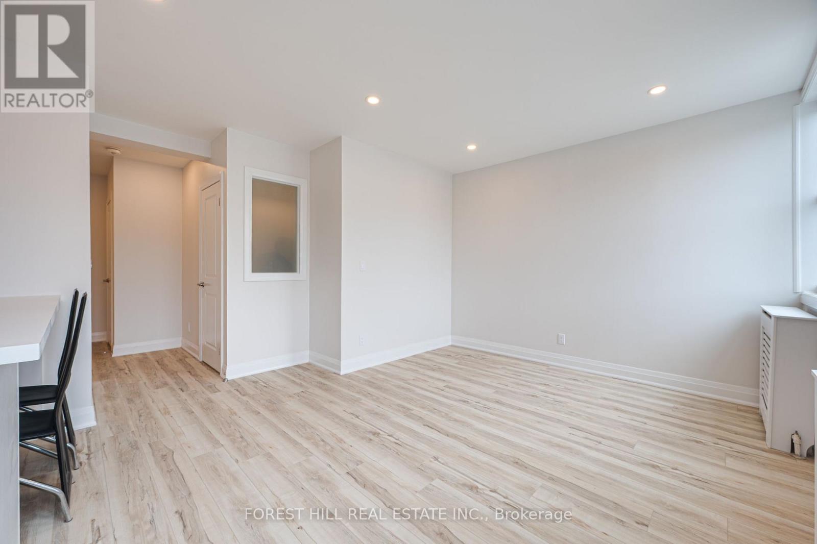 2 - 7725 Yonge Street, Markham, Ontario  L3T 2C4 - Photo 16 - N13662118