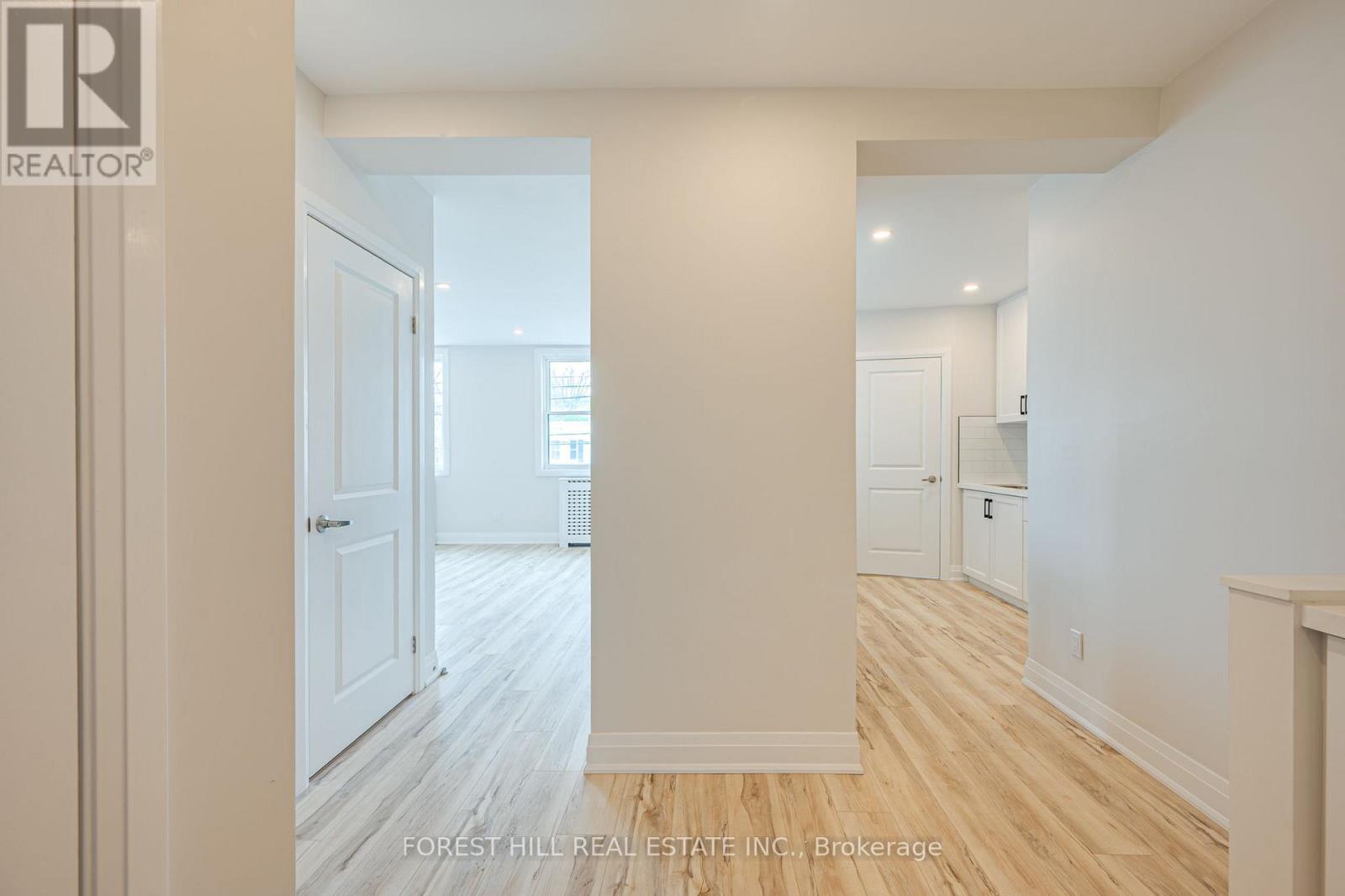 2 - 7725 YONGE STREET