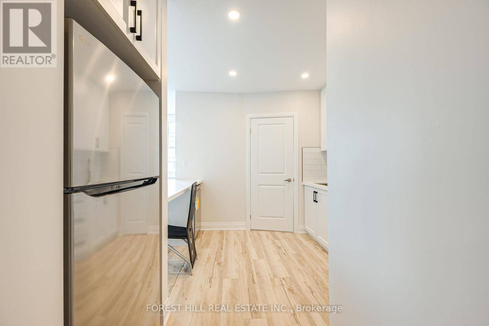 2 - 7725 Yonge Street, Markham, Ontario  L3T 2C4 - Photo 5 - N13662118