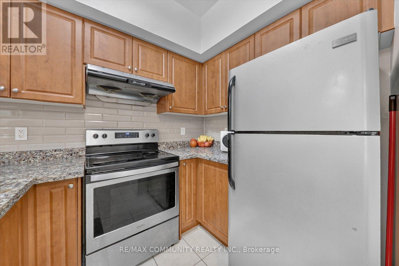 308 - 9431 Jane Street, Vaughan (Maple), Ontario  L6A 4H8 - Photo 15 - N13662122
