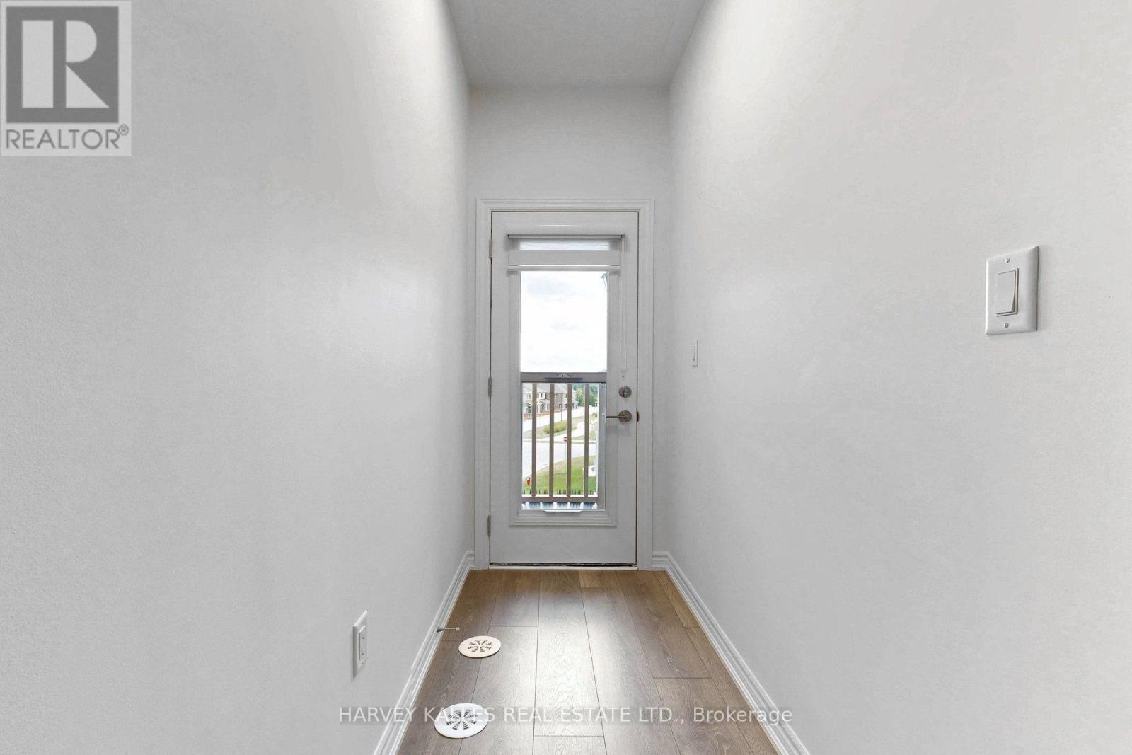 32 Mel Irving Drive, Bradford West Gwillimbury, Ontario  L3Z 4P1 - Photo 36 - N13662230