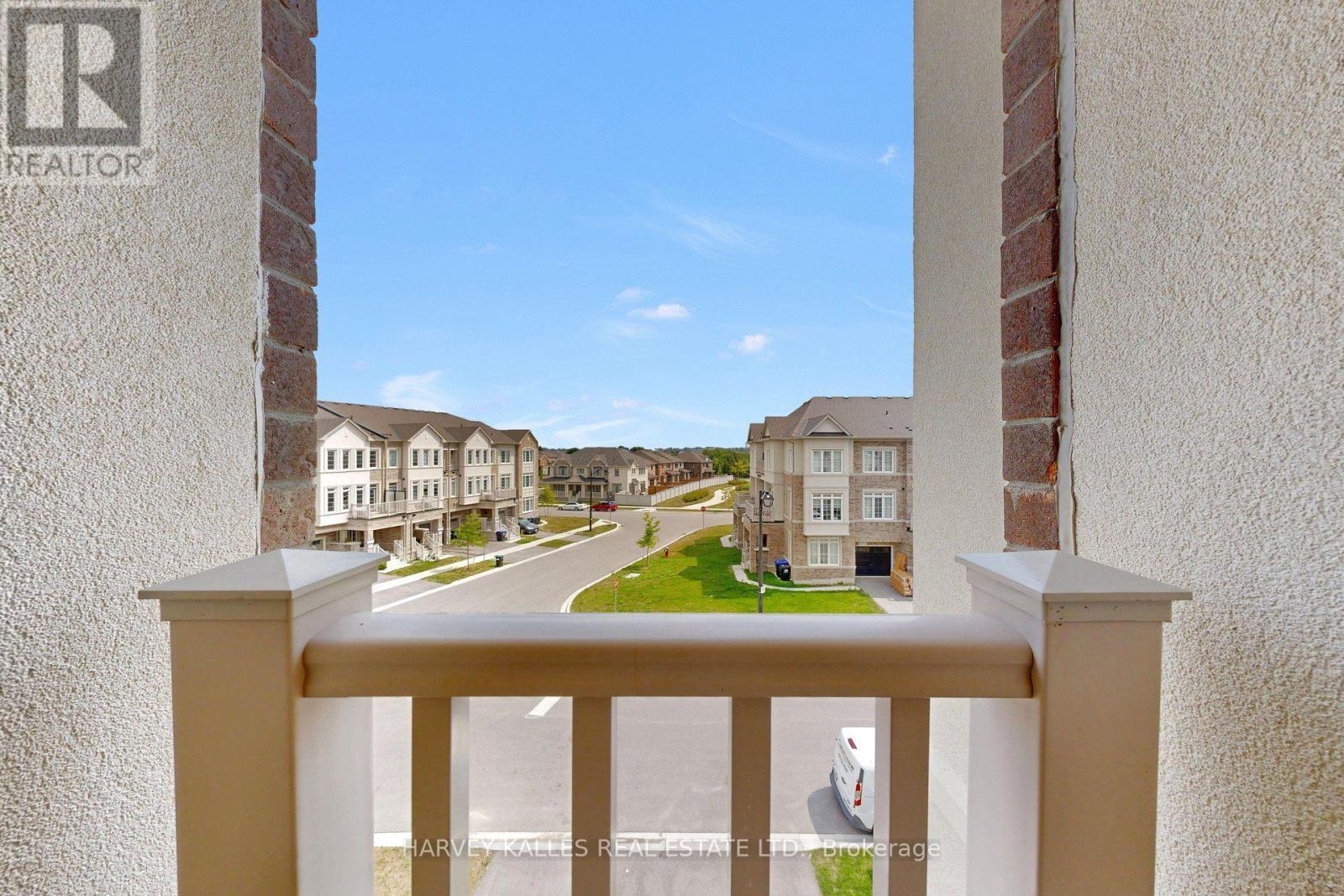 32 Mel Irving Drive, Bradford West Gwillimbury, Ontario  L3Z 4P1 - Photo 37 - N13662230