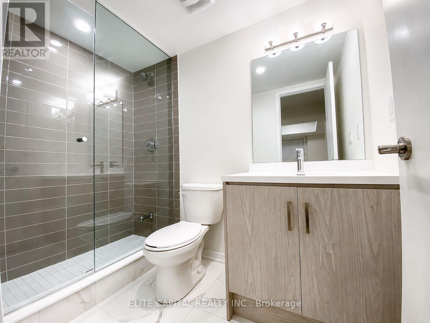 Th 351 - 100 Honeycrisp Crescent, Vaughan, Ontario  L4K 0N7 - Photo 10 - N13662314