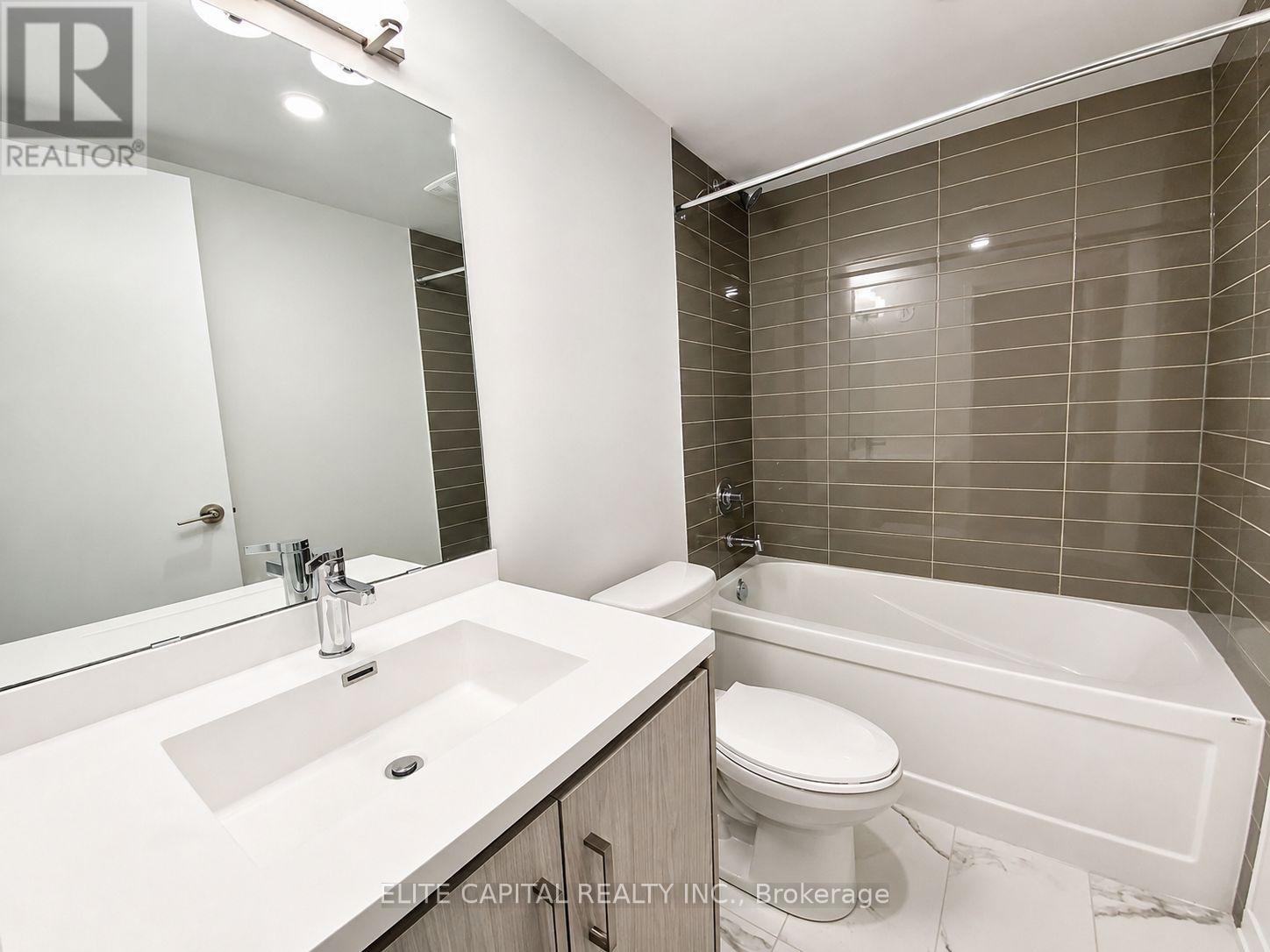 Th 351 - 100 Honeycrisp Crescent, Vaughan, Ontario  L4K 0N7 - Photo 12 - N13662314