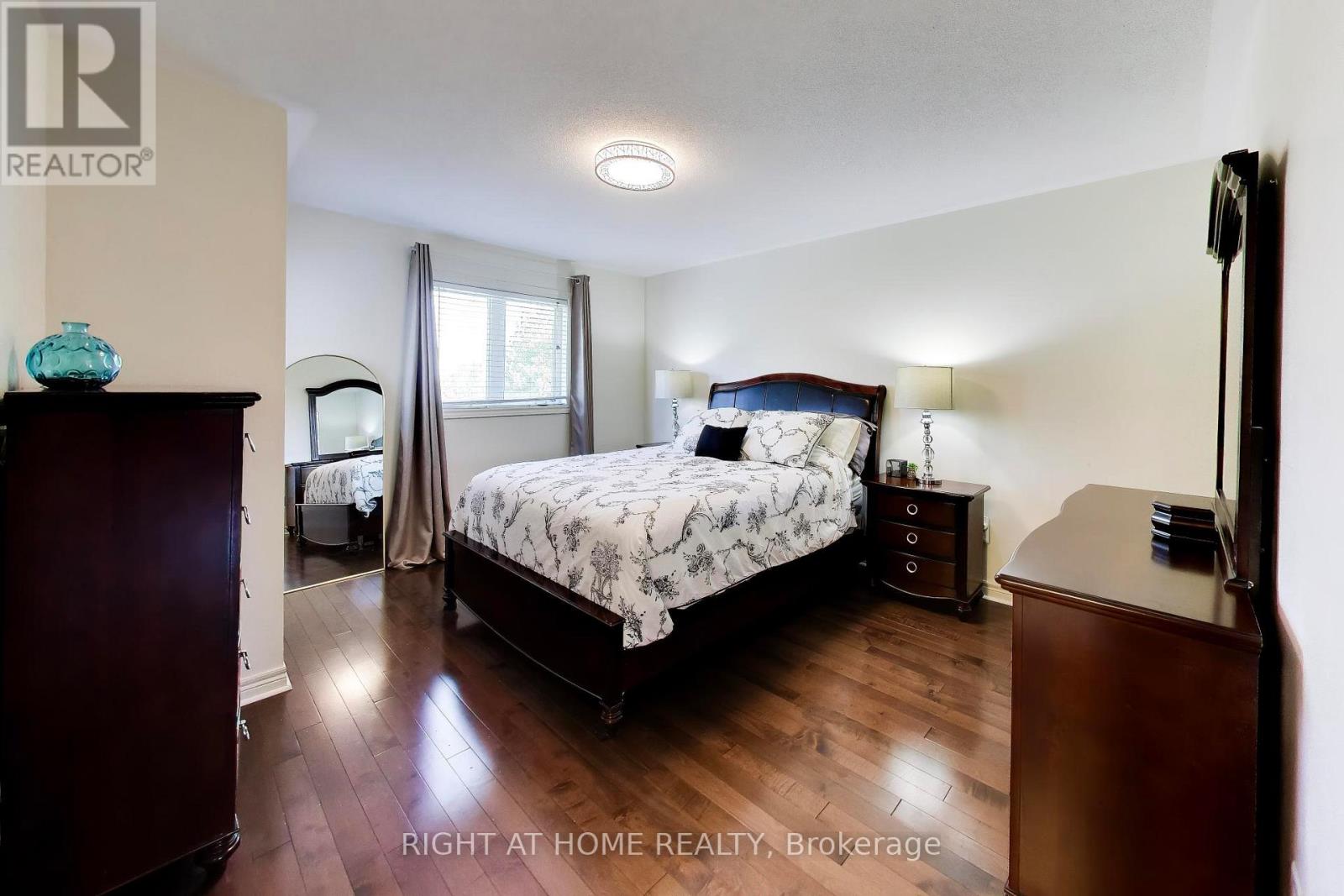 237 Terra Road, Vaughan, Ontario  L4L 3J4 - Photo 12 - N13662318