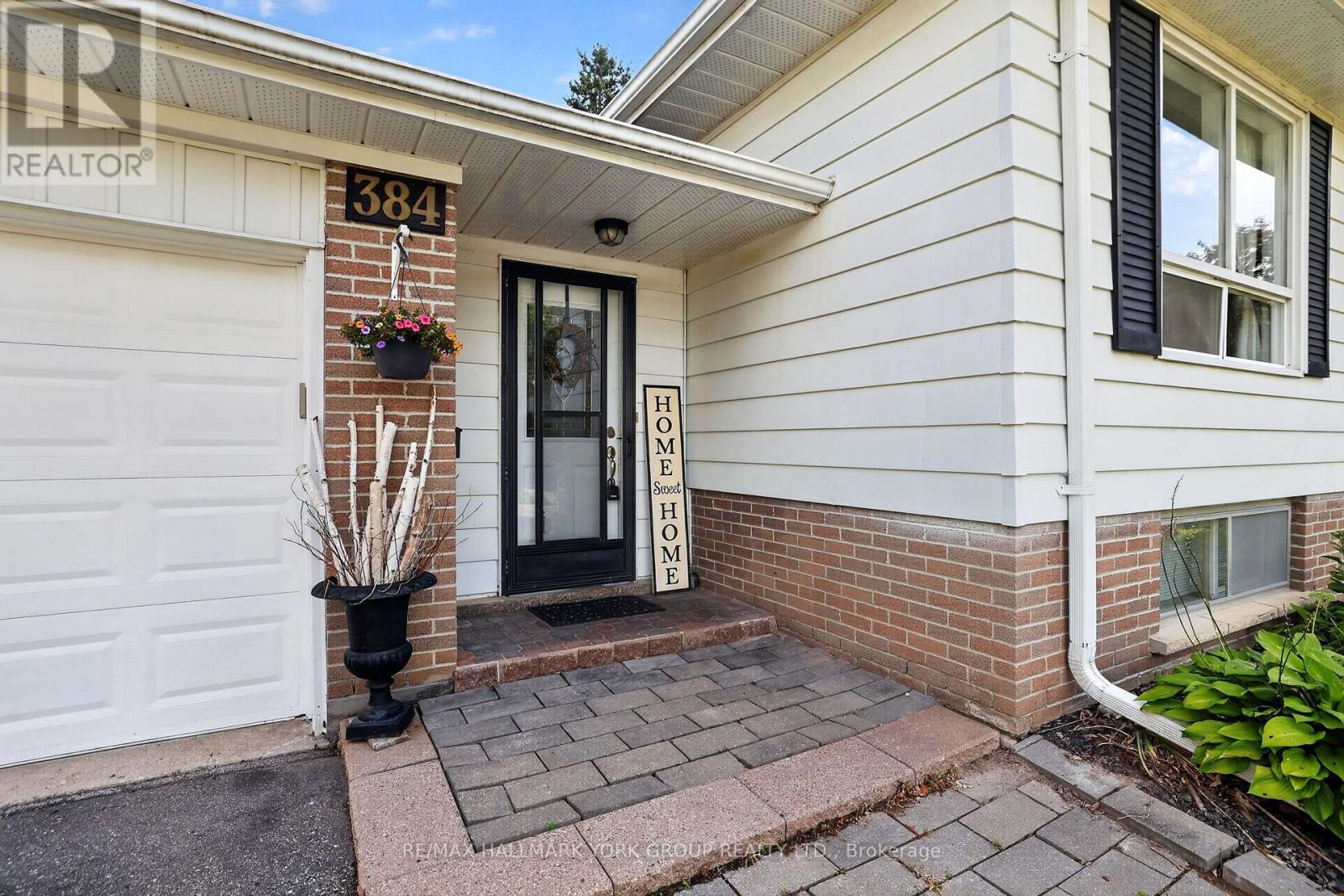 384 Glenrose Road, Newmarket, Ontario  L3Y 4M3 - Photo 3 - N13662322
