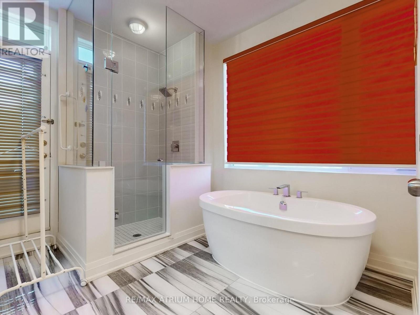 18 Teasel Way, Markham, Ontario  L3R 1L3 - Photo 10 - N13662338