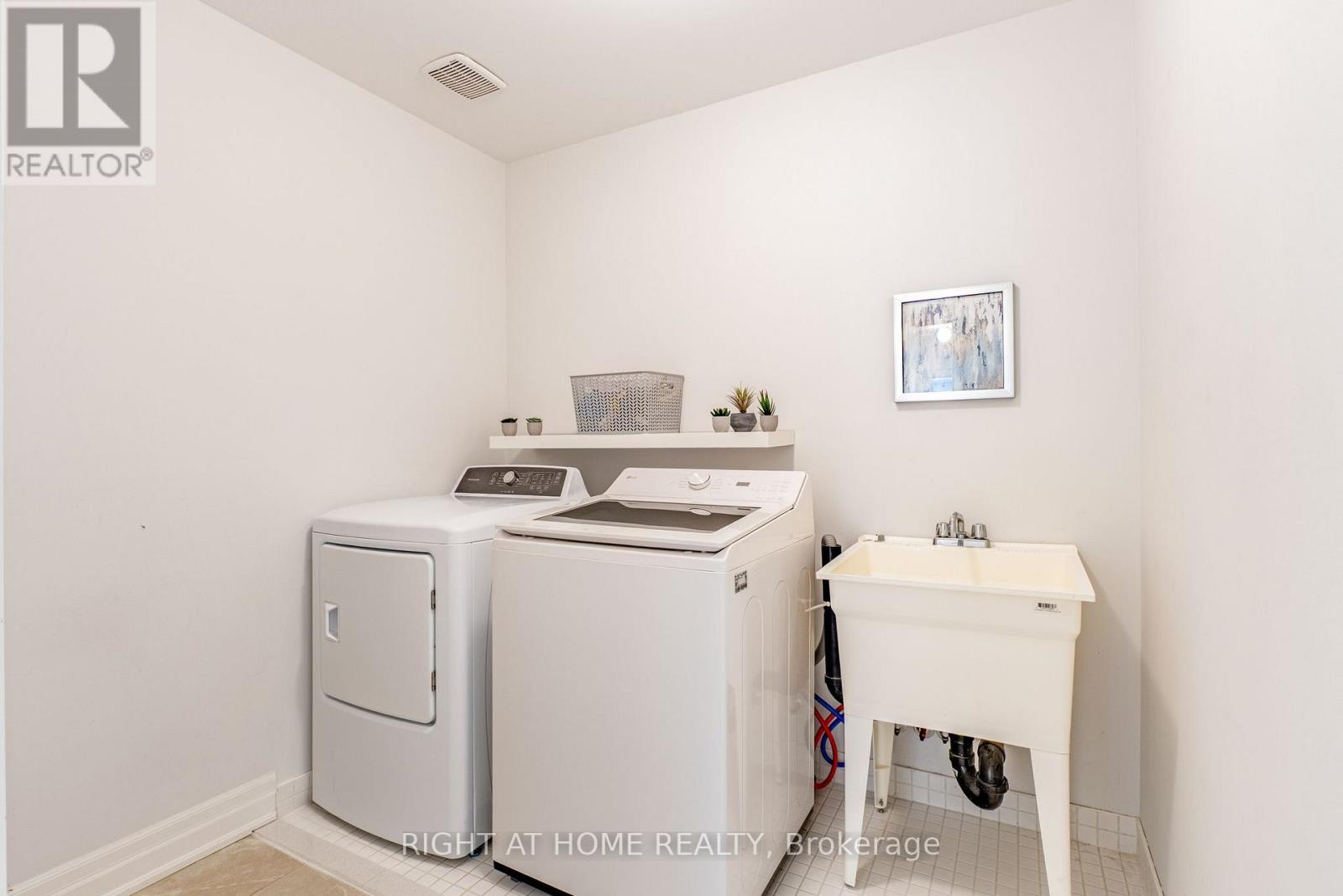 68 Wood Crescent, Essa, Ontario  L3W 0M5 - Photo 20 - N13662414