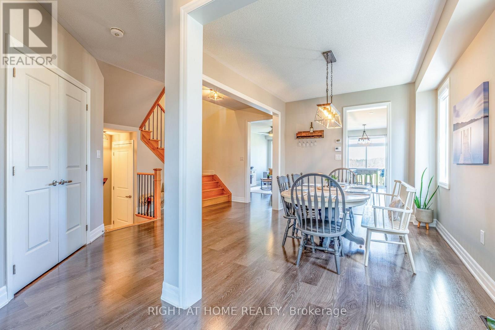 68 Wood Crescent, Essa, Ontario  L3W 0M5 - Photo 7 - N13662414