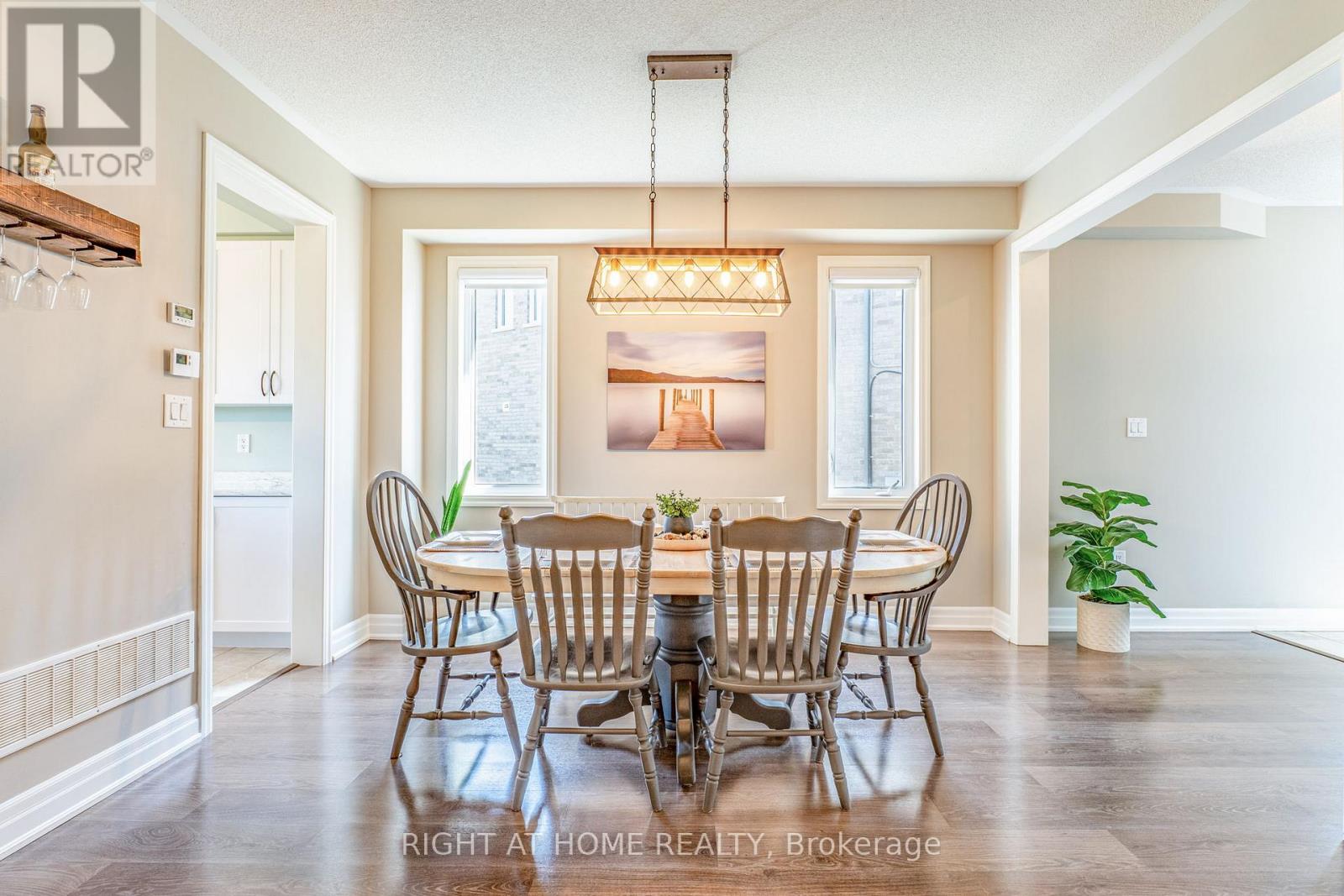 68 Wood Crescent, Essa, Ontario  L3W 0M5 - Photo 8 - N13662414