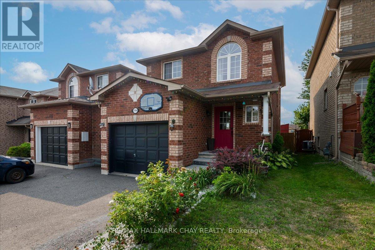 2194 Batters Loop, Innisfil, Ontario  L9S 0C8 - Photo 1 - N13662436