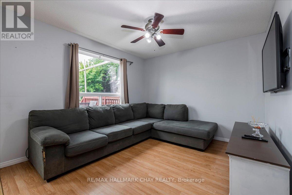 2194 Batters Loop, Innisfil, Ontario  L9S 0C8 - Photo 4 - N13662436