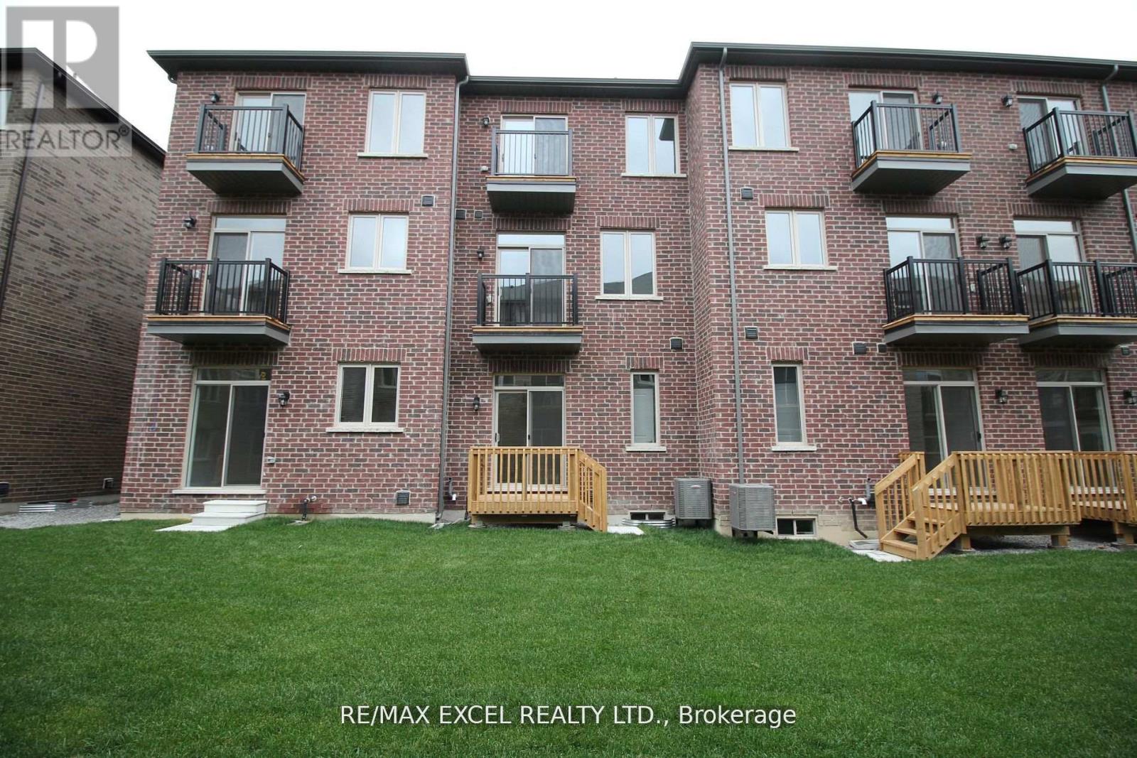 74 Carneros Way, Markham, Ontario  L6B 0S1 - Photo 12 - N13662444
