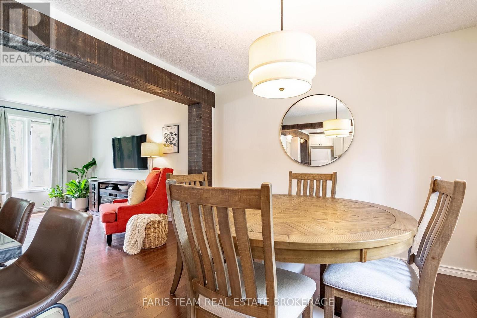 2358 Foxmead Road, Oro-Medonte, Ontario  L0K 1E0 - Photo 10 - S13662112