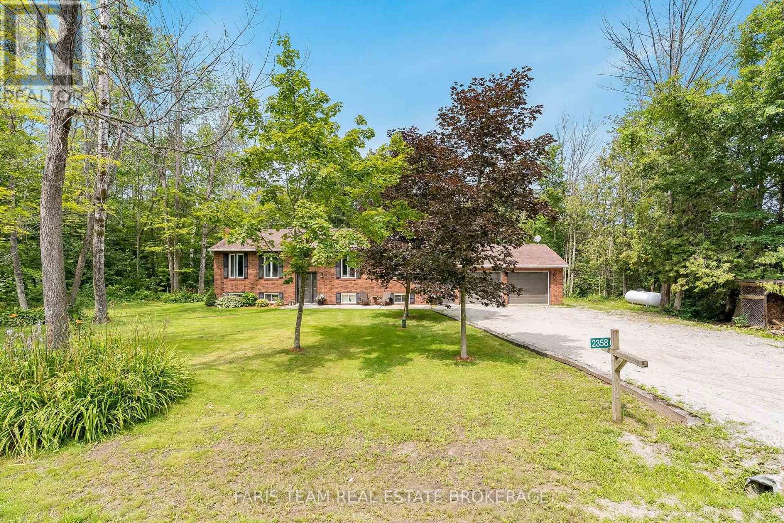 2358 Foxmead Road, Oro-Medonte, Ontario  L0K 1E0 - Photo 2 - S13662112