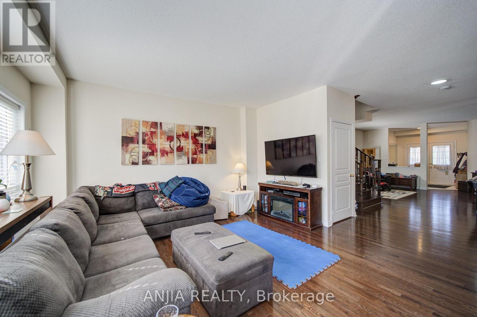 102 Westminster Circle, Barrie, Ontario  L4M 0A6 - Photo 10 - S13662202