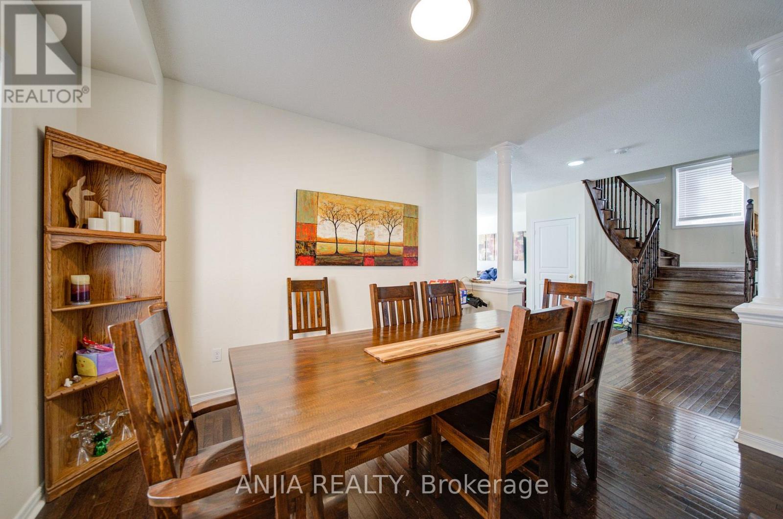 102 Westminster Circle, Barrie, Ontario  L4M 0A6 - Photo 7 - S13662202